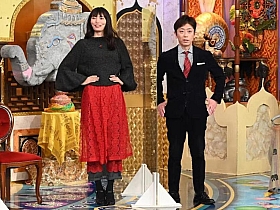 《今夜比一比》:看艺人们青涩的成名路、封面背后的故事